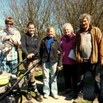 Eesti hobuse Tante esitajad omanik Aili ja hindajad Taimi ja Andres