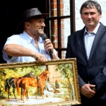 Marko Suvisild   kingib kasvandusele Venemaa hobuseid