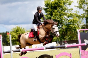 Sandra Soomre - RAKET @ Kaali jarve mangud, 9.07.2016 © Author: Kylli Tedre / www.kyllitedre.com